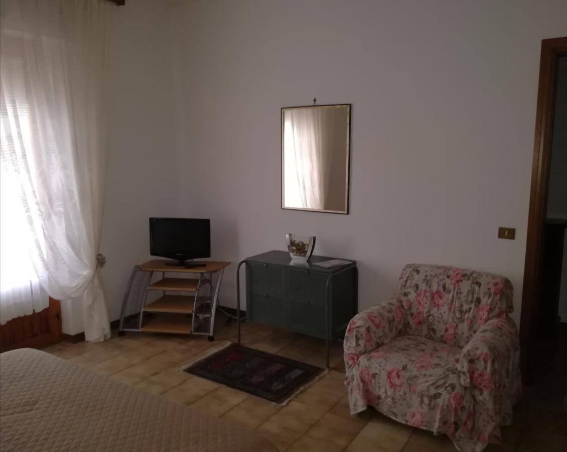 Alloggio Turistico La Nuova Velzna Bolsena Exterior foto